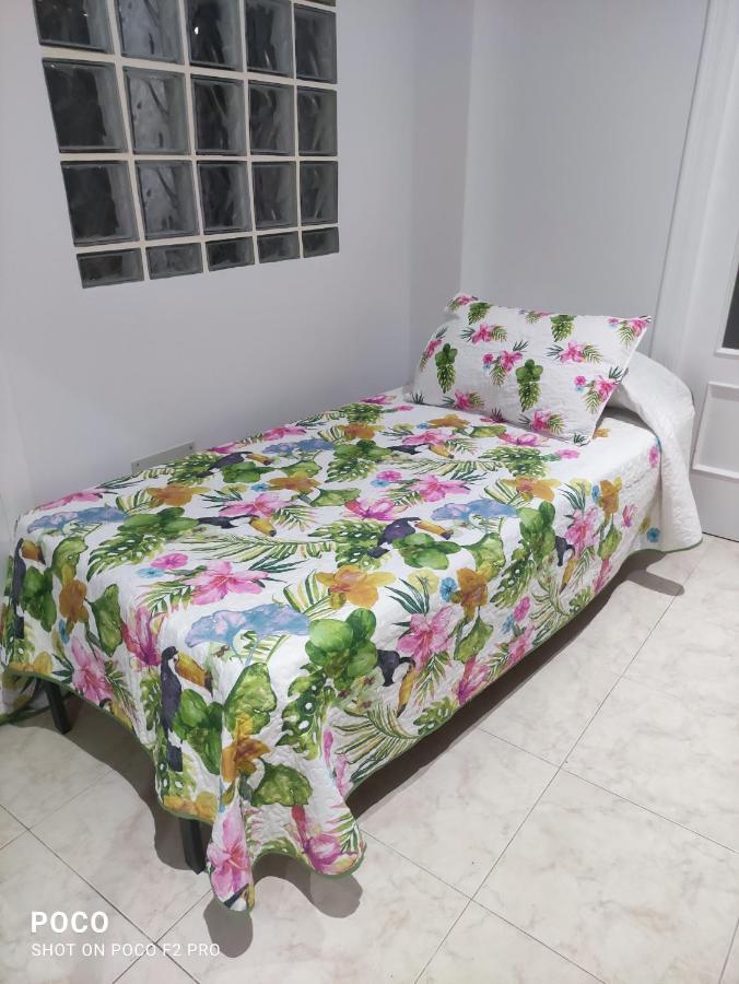 Apartamentos Avda Juan Carlos Roquetas de Mar Esterno foto